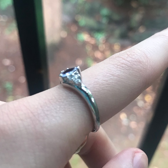 💍 Platinum Diamond and Tanzanite Ring ✨ - Picture 5 of 5